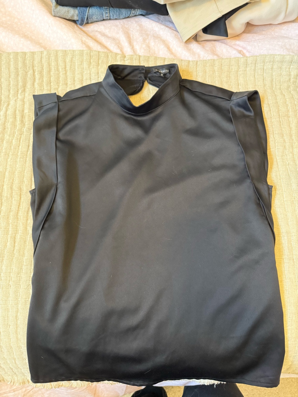 Dynamite Black Mock Neck Sleeveless Blouse